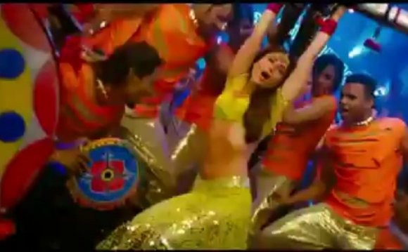 Halkat Jawani - Heroine